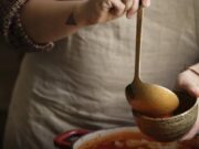 เมียใจโหด โกรธผัวแอบดูหนังโป๊ ไม่พอใจ-ฆ่าตัดน้องชาย ถือว่าแอบนอกใจ