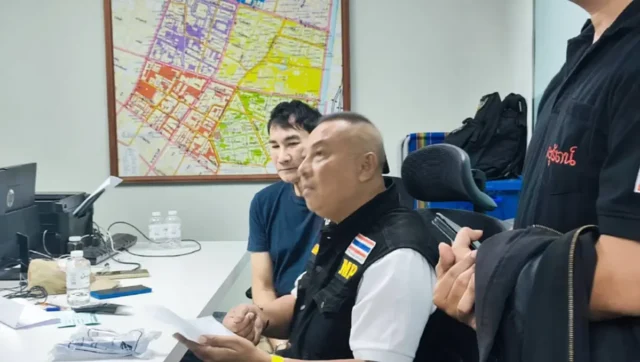 i41wQxKo8oXI1F8Go064