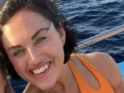 ลูกสาววัย 14 บ่นปวดท้องเกืบครึ่งปี แม่สุดช็อก เมื่อเห็นสิ่งที่หมอผ่าออกจากกระเพาะ