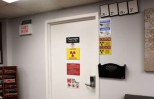 ญาติผู้ป่วยถูกเครื่อง MRI ดูดร่างเข้าอุโมงค์ ดับสลด เหตุพกของต้องห้ามเข้าห้องตรวจ