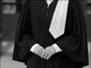 พบศพทนายความที่เคยโด่งดังเสียชีวิตในรถ ขนลุกข้างตัวพบจดหมาย