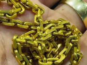 สาวกลั้นใจหอบทองมรดกมาขาย ช่างหลอมพิสูจน์ ผลออกมาน้ำตาแทบร่วง